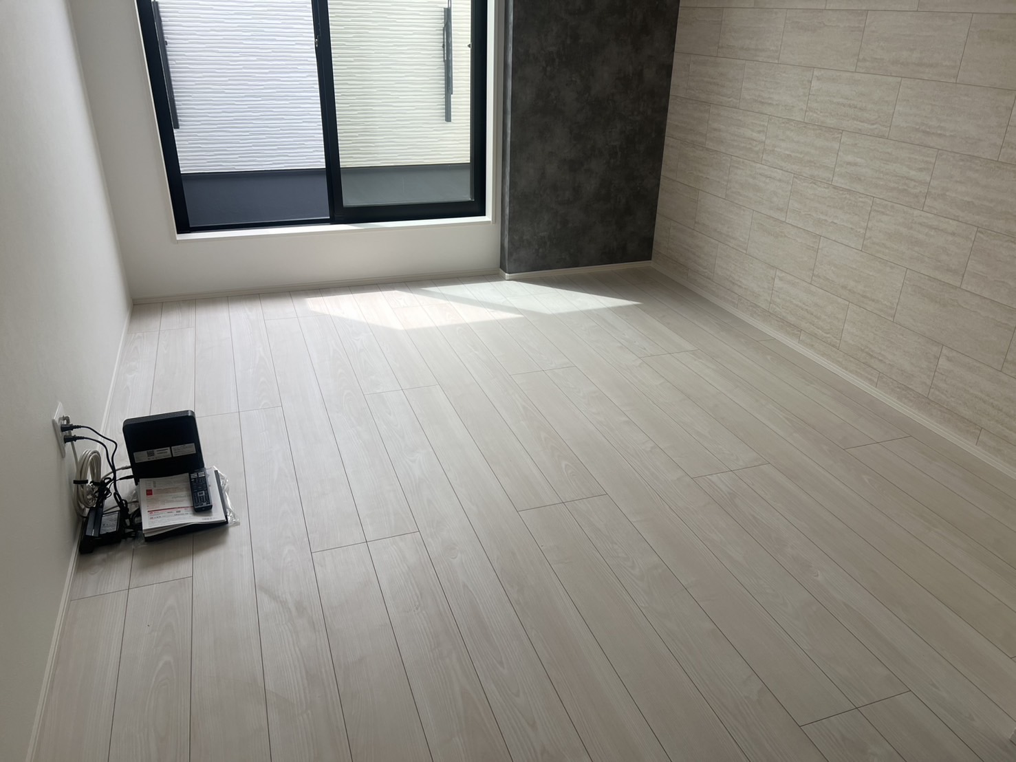 【施工前】北区フロアコーティングの施工前|東京都北区のご新築戸建てのフローリング(ワンニャンすべらんフロアコーティング施工前)