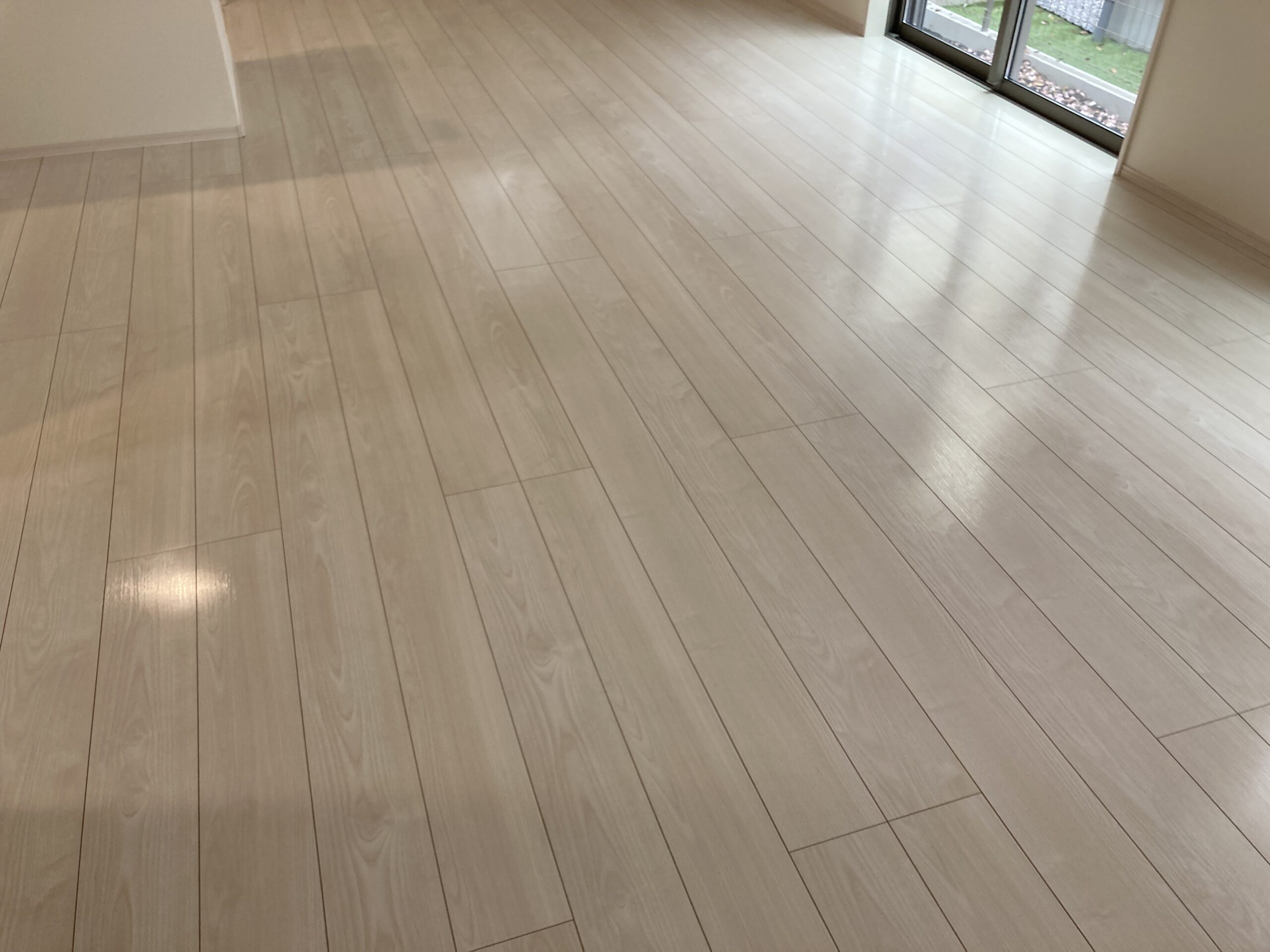 【施工後】練馬区フロアコーティングの施工後|東京都練馬区のご新築戸建てにシリコンフロアコーティングを施工した仕上り