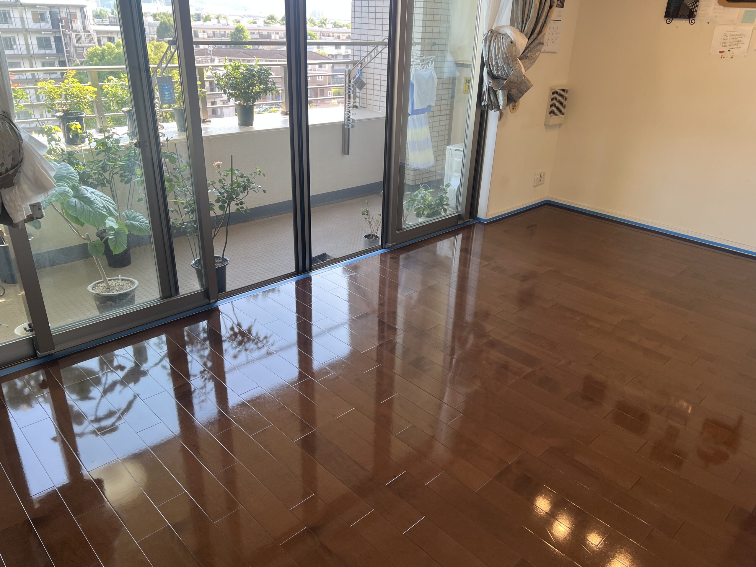 【施工後】府中市フロアサンディングの施工後|東京都府中市のご入居中マンションにフロアサンディングを施工した仕上り