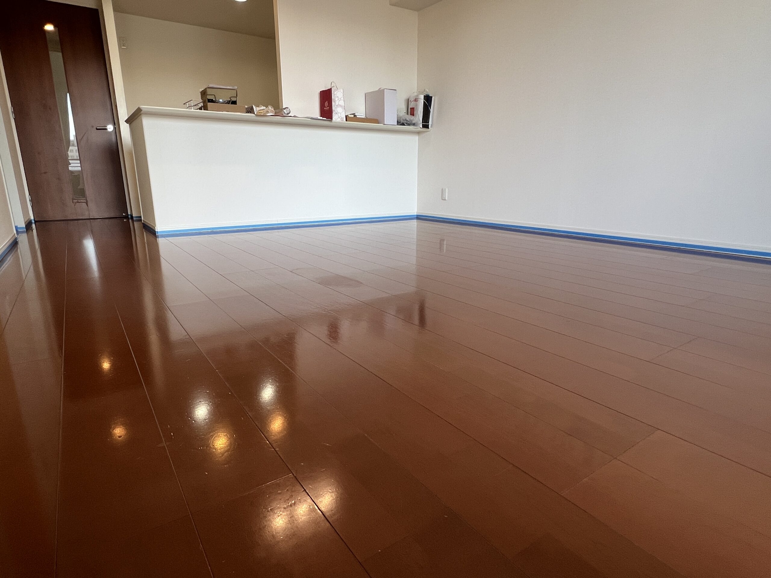 【施工前】郡山市フロアサンディングの施工前|福島県郡山市の中古マンションのフローリング(フロアサンディング施工前)