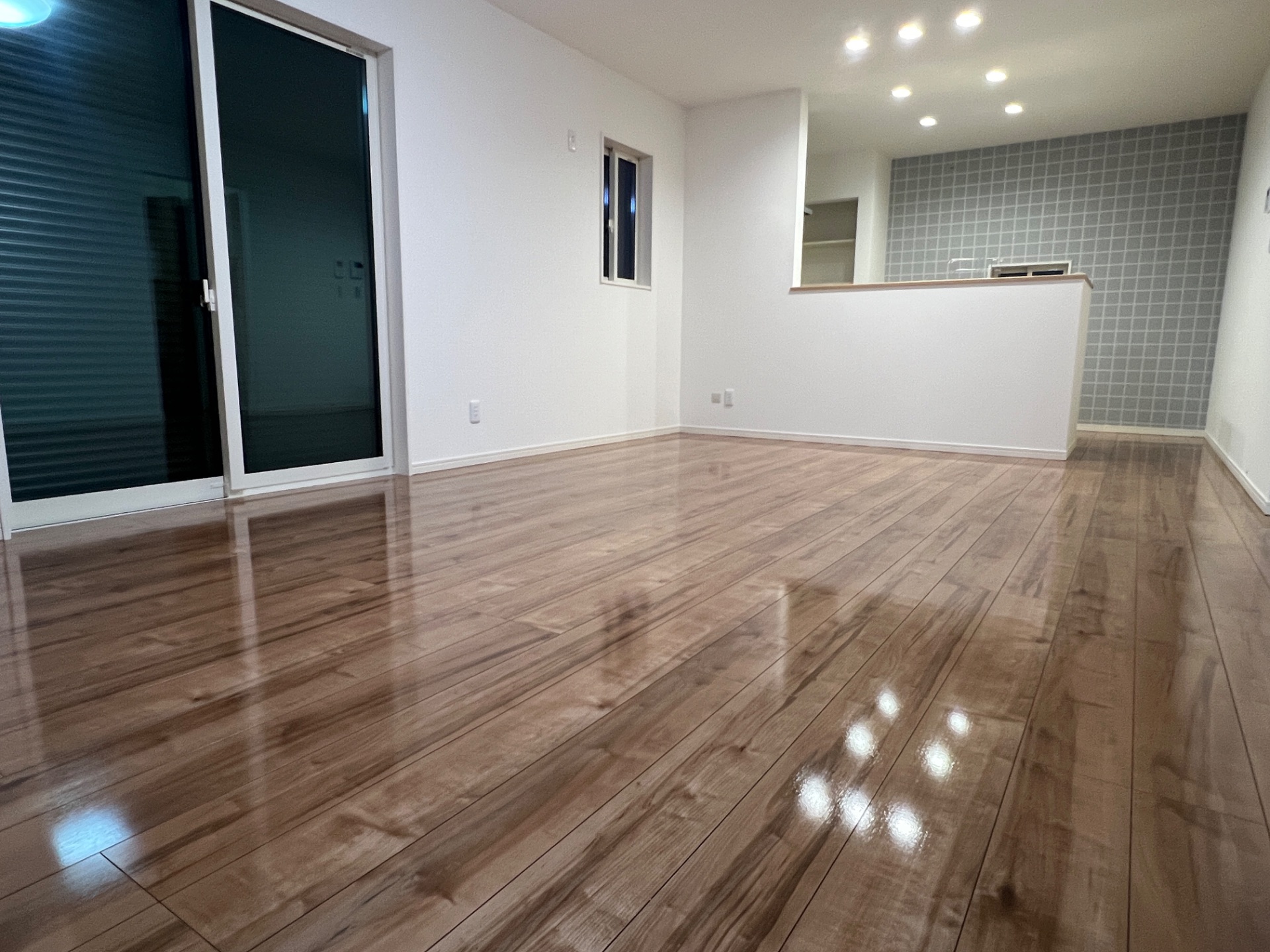 【施工後】小山市フロアコーティングの施工後|栃木県小山市のご新築戸建てにシリコンフロアコーティングを施工した仕上り