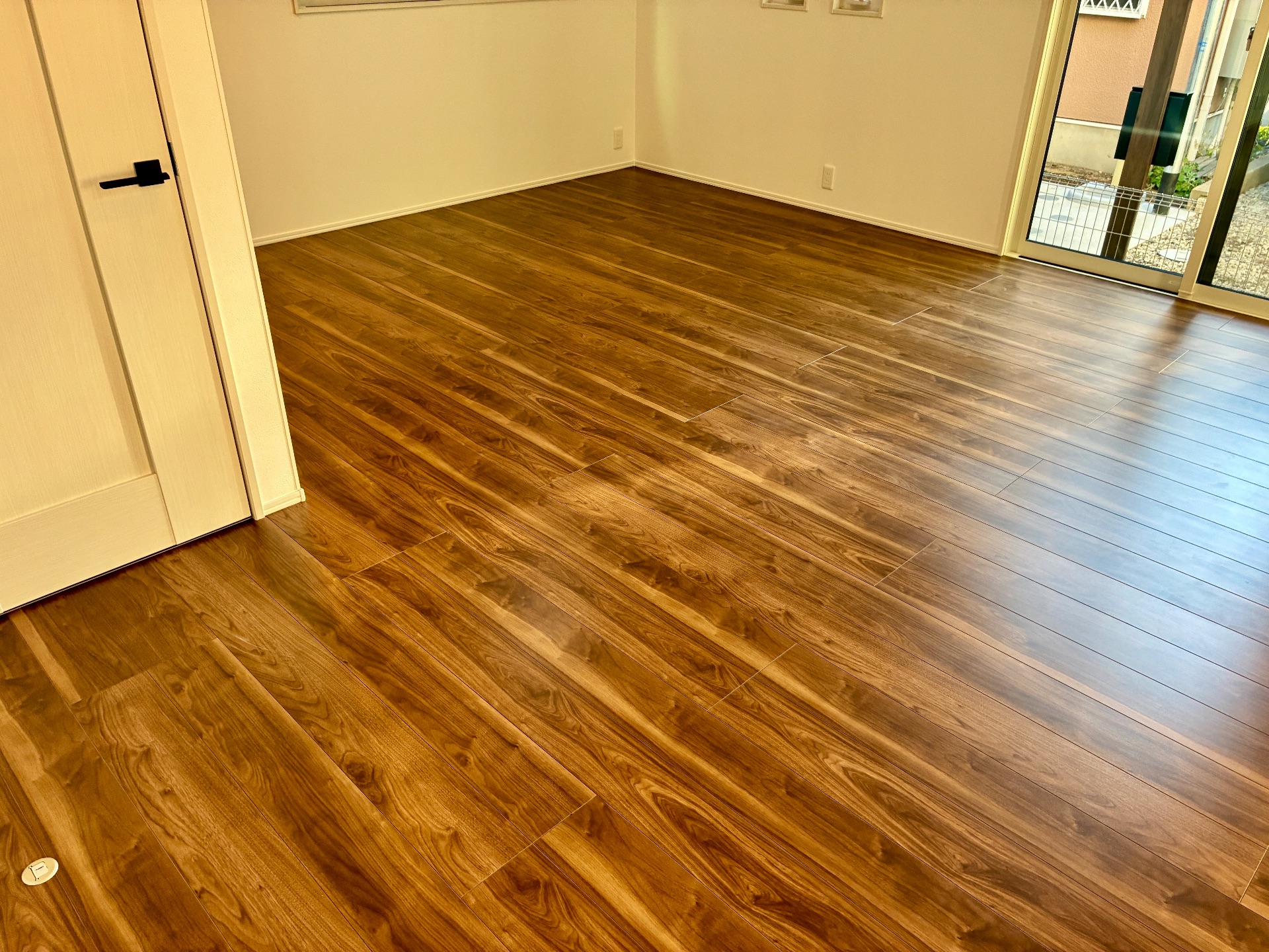 【施工後】川口市フロアコーティングの施工後|埼玉県川口市のご新築戸建てにワンニャンすべらんフロアコーティングを施工した仕上り