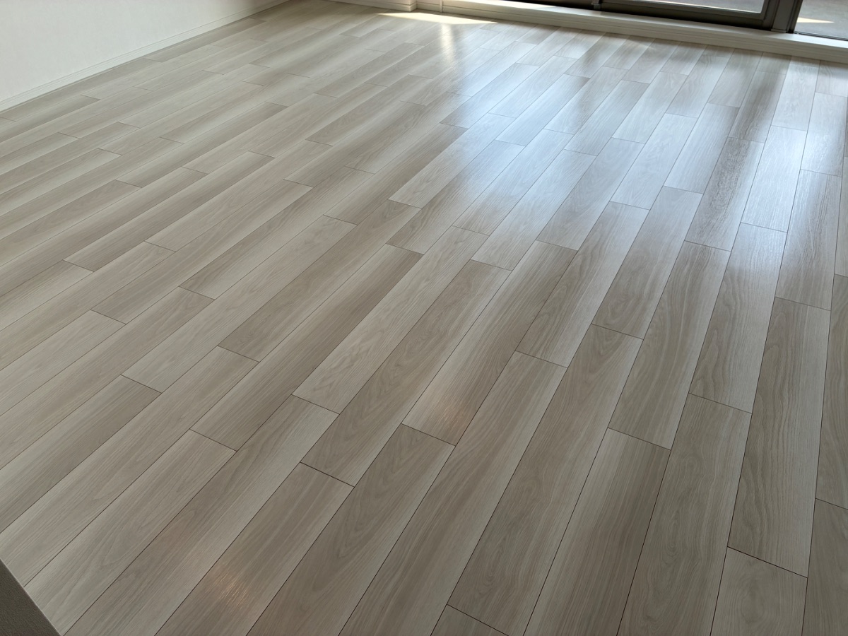 【施工後】昭島市フロアコーティングの施工後|東京都昭島市のご新築マンションにセラミックガラスフロアコーティングを施工した仕上り