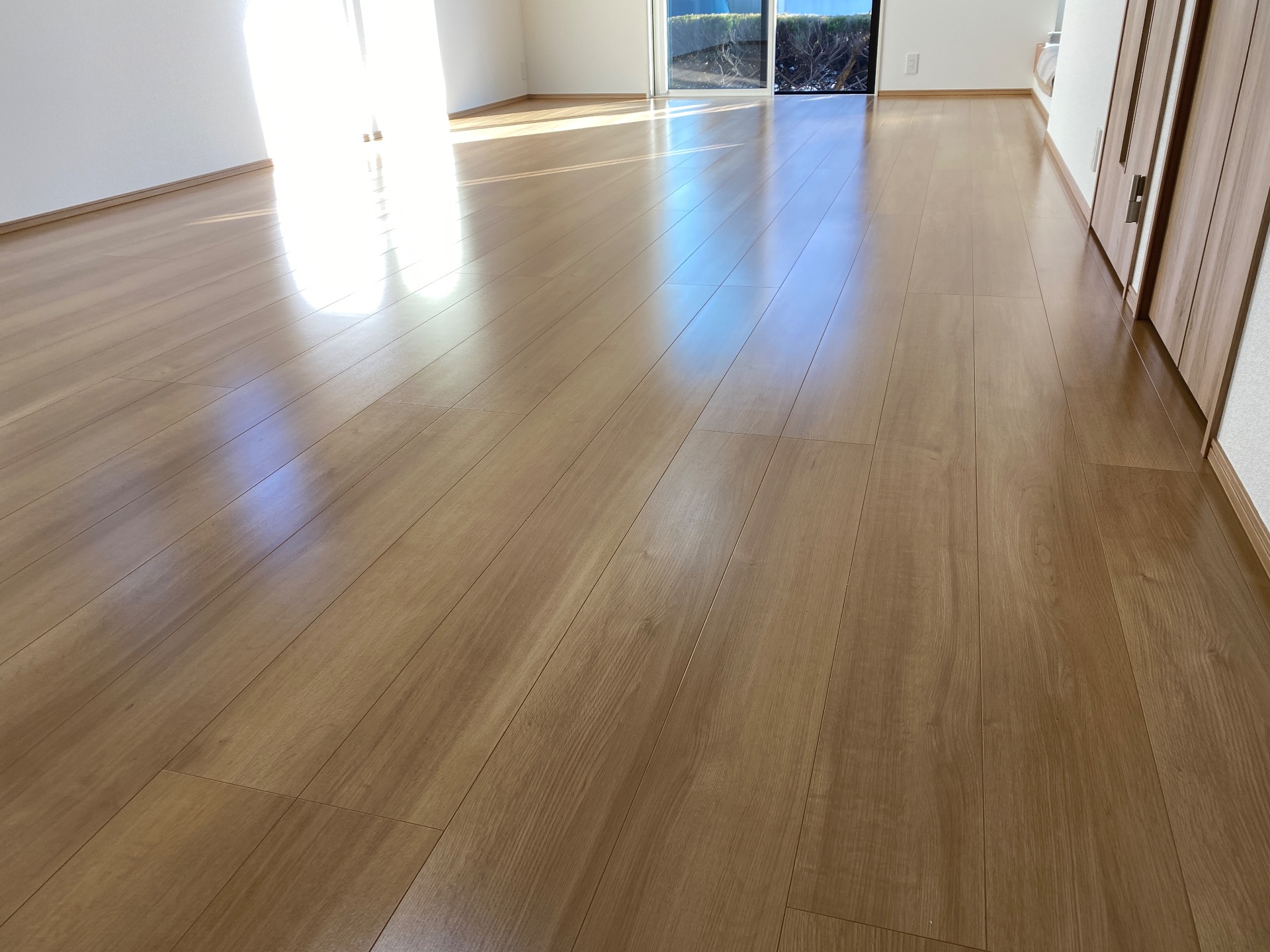 【施工後】袖ケ浦フロアコーティングの施工後|千葉県袖ケ浦市のご新築戸建てにセラミックガラスフロアコーティングを施工した仕上り