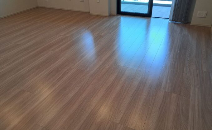 【施工後】埼玉県草加市 ご新築マンション Y様邸 セラミックガラスフロアコーティング施工事例 フロアコートプロ セラミックガラスフロアコーティング施工済み