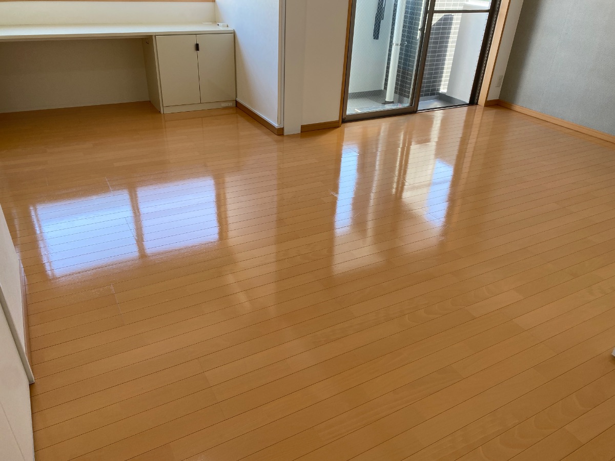 【施工後】台東区フロアコーティングの施工後｜東京都台東区の中古マンションにガラスフロアコーティングを施工した仕上り