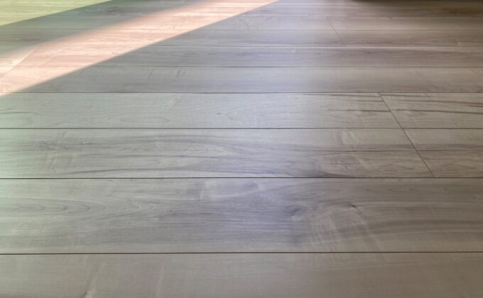 【施工前】東京都狛江市 ご新築戸建て Ｎ様邸 ガラスフロアコーティング施工事例 施工前の状態