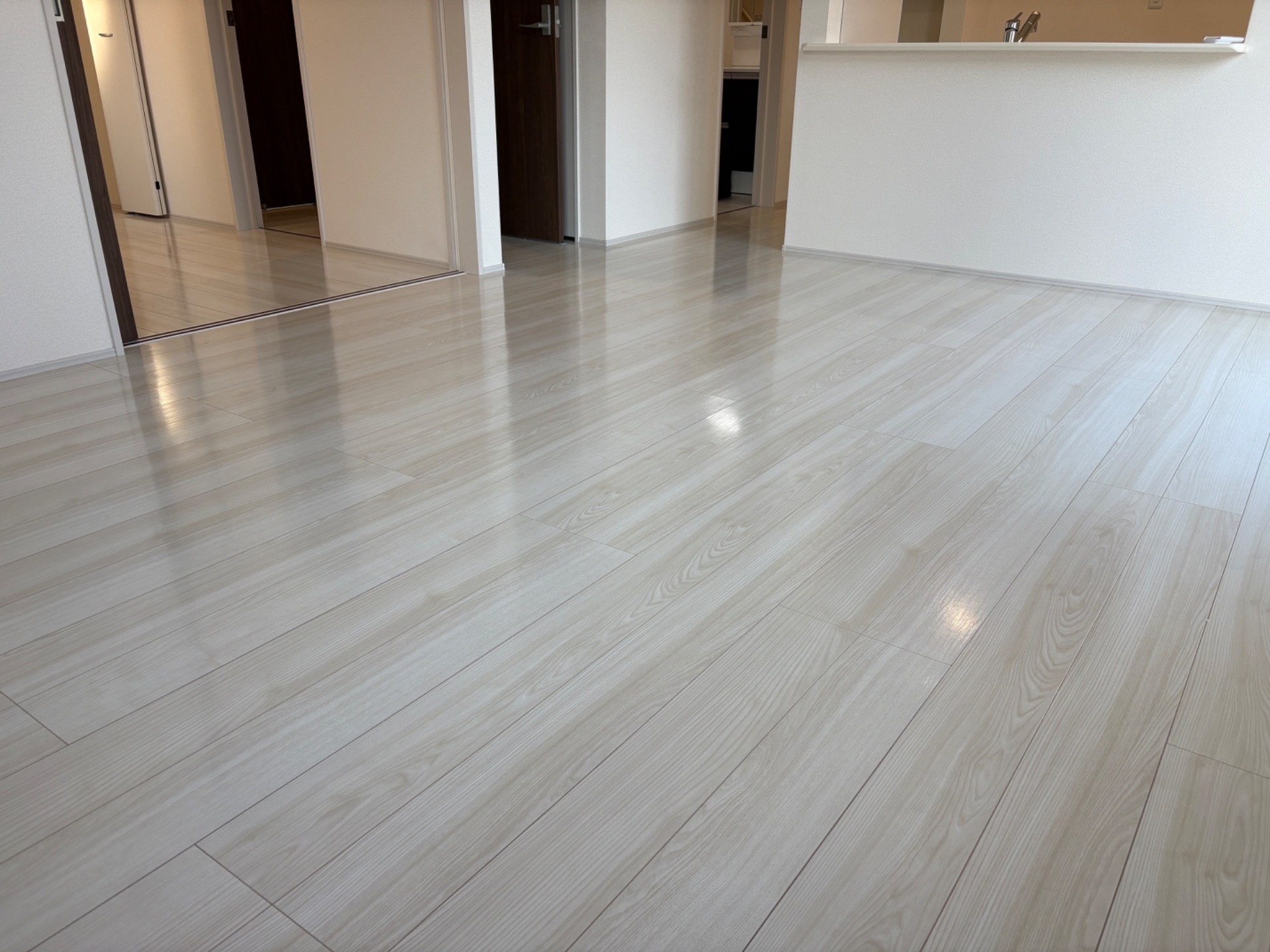 【施工後】入間市フロアコーティングの施工後|埼玉県入間市のご新築戸建てにシリコンフロアコーティングを施工した仕上り