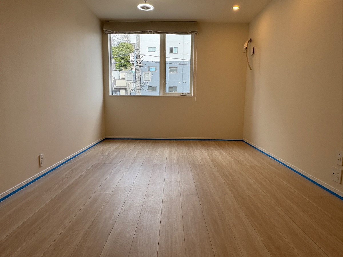 【施工前】文京区フロアコーティングの施工前|東京都文京区のご新築戸建てのフローリング(セラミックガラスフロアコーティング施工前)