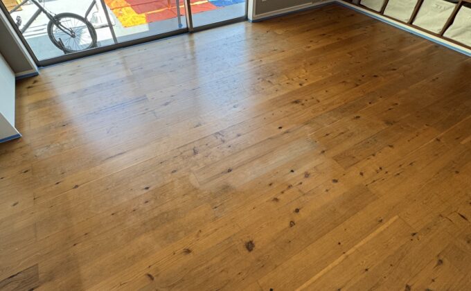 【施工前】東京都大田区 ご入居中戸建て Ｙ様邸 ワンニャンすべらん施工事例 施工前の状態