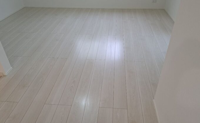 【施工後】埼玉県川口市 ご新築戸建て Ｚ様邸 ガラスフロアコーティング施工事例 フロアコートプロ ガラスフロアコーティング施工済み