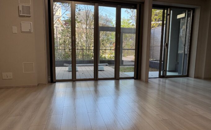 【施工後】埼玉県さいたま市 ご新築マンション Ｍ様邸 ガラスフロアコーティング施工事例 フロアコートプロ ガラスフロアコーティング施工済み