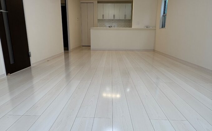 【施工後】千葉県習志野市 ご入居中戸建て Ａ様邸 シリコンフロアコーティング施工事例 フロアコートプロ シリコンフロアコーティング施工済み