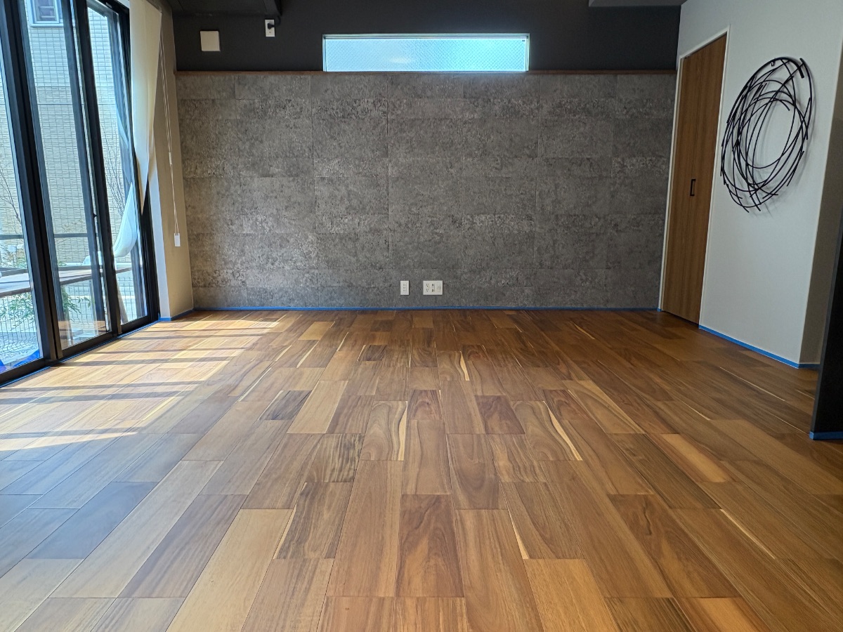 【施工前】練馬区フロアコーティングの施工前|東京都練馬区のご新築戸建てのフローリング(セラミックガラスフロアコーティング施工前)
