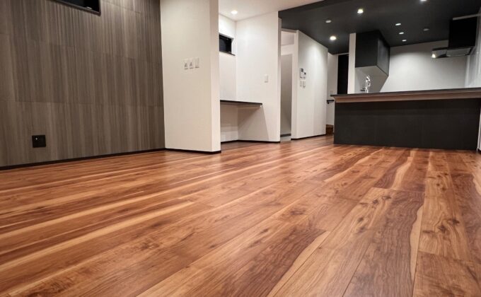 【施工後】東京都世田谷区 ご新築戸建て M様邸 セラミックガラスフロアコーティング施工事例 フロアコートプロ セラミックガラスフロアコーティング施工済み