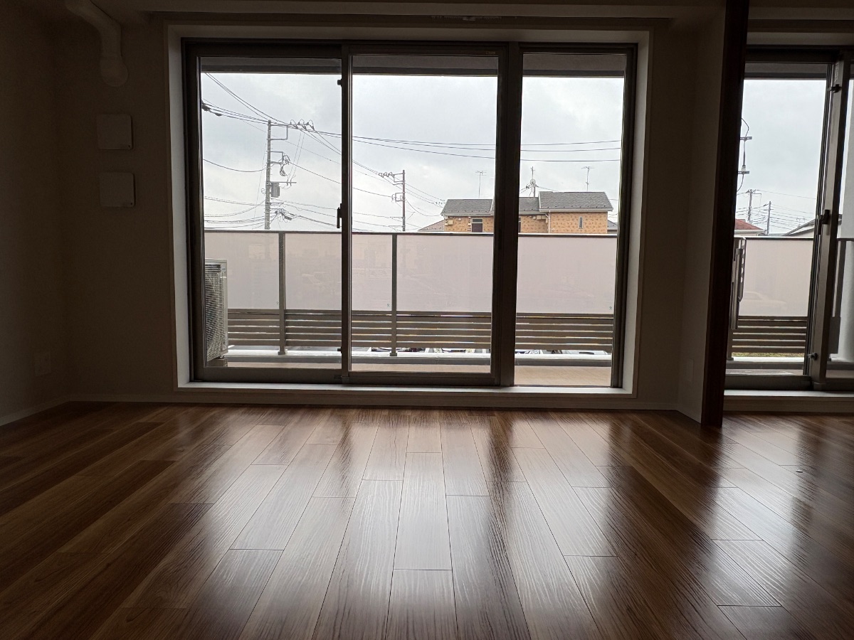 【施工後】横浜市フロアコーティングの施工後|神奈川県横浜市のご新築マンションにセラミックガラスフロアコーティングを施工した仕上り