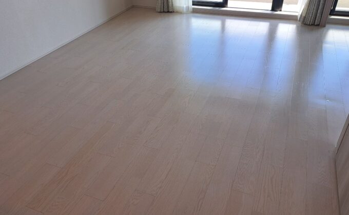 【施工後】埼玉県朝霞市 ご新築戸建て Ｋ様邸 ガラスフロアコーティング施工事例 フロアコートプロ ガラスフロアコーティング施工済み