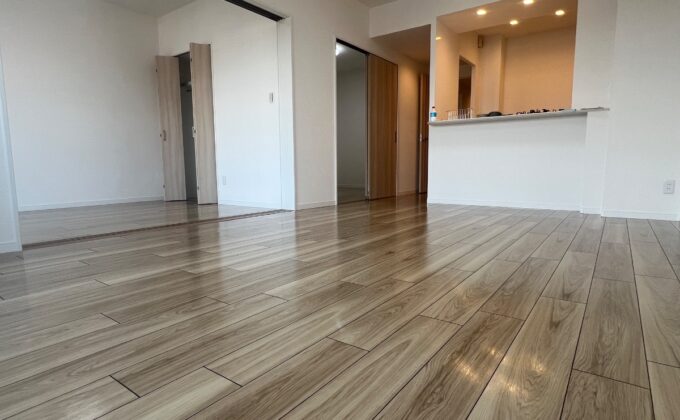 【施工後】千葉県柏市 リノベーション済みマンション Ｓ様邸 シリコンフロアコーティング施工事例 フロアコートプロ シリコンフロアコーティング施工済み