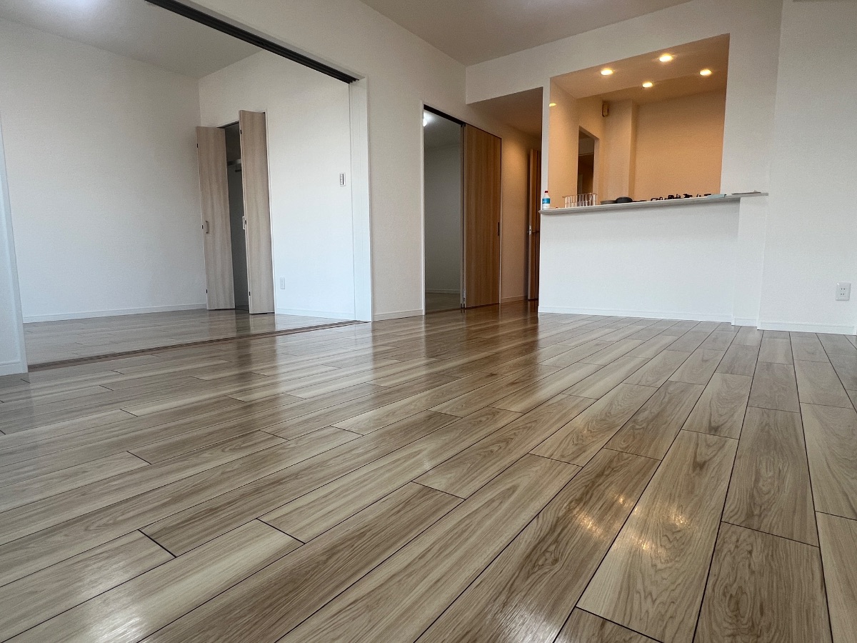 【施工後】千葉県柏市 リノベーション済みマンション S様邸 シリコンフロアコーティング施工事例 フロアコートプロ シリコンフロアコーティング施工済み