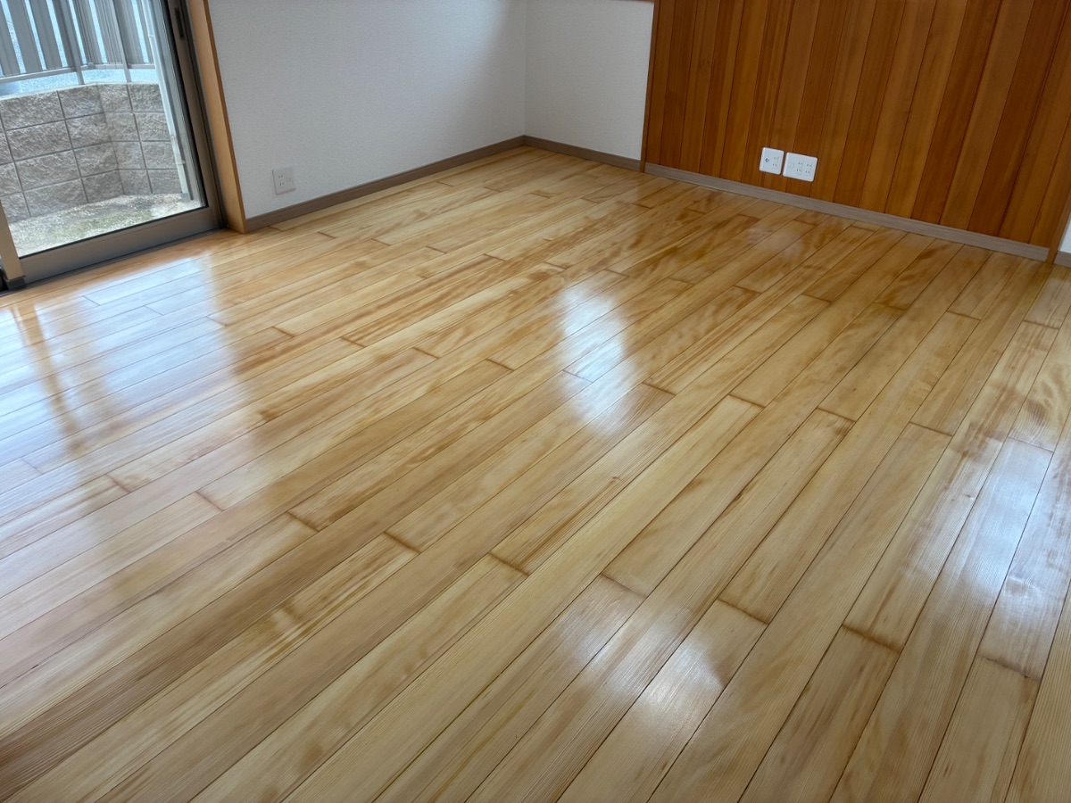 【施工後】下関市フロアサンディングの施工後｜山口県下関市の中古戸建てにフロアサンディングを施工した仕上り