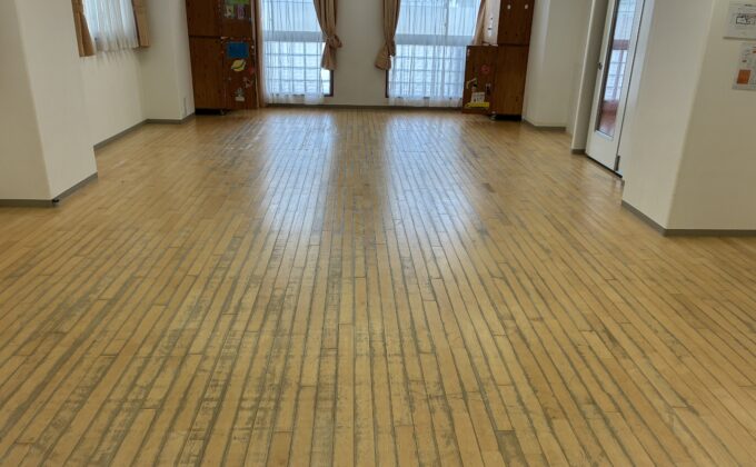 【施工前】埼玉県さいたま市 保育施設 K様邸 フロアサンディング施工事例 施工前の状態