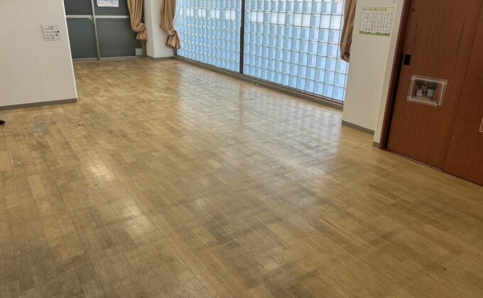 【施工前】埼玉県川口市 保育施設 K様邸 フロアサンディング施工事例 施工前の状態