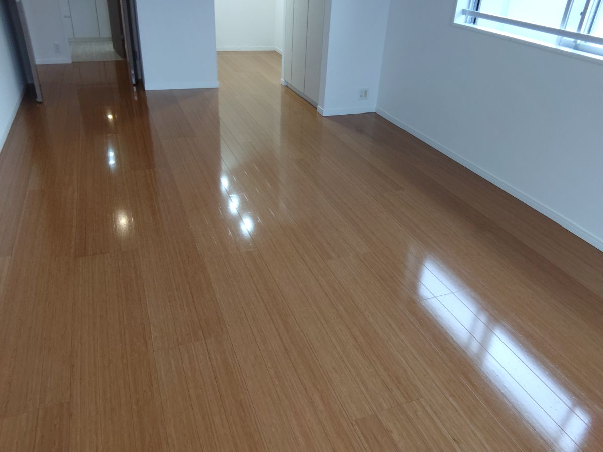 【施工後】港区フロアコーティングの施工後|東京都港区の中古マンションにガラスフロアコーティングを施工した仕上り