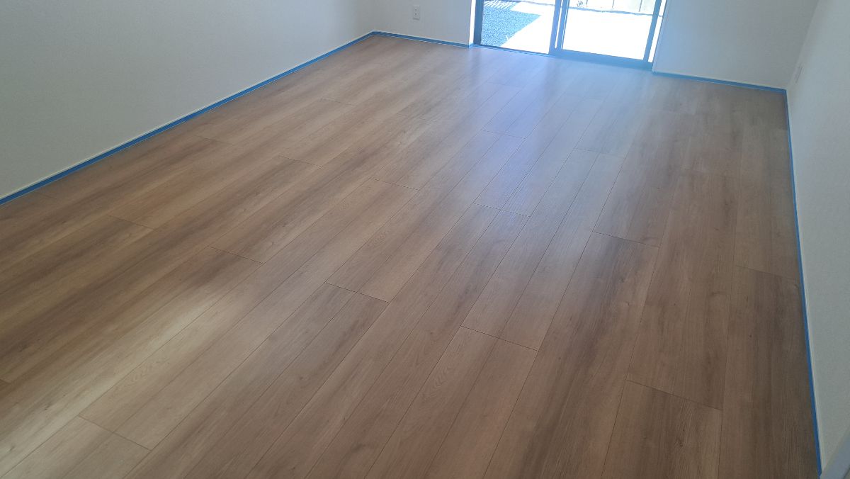 【施工前】町田市フロアコーティングの施工前｜東京都町田市のご新築戸建てのフローリング（セラミックガラスフロアコーティング施工前）