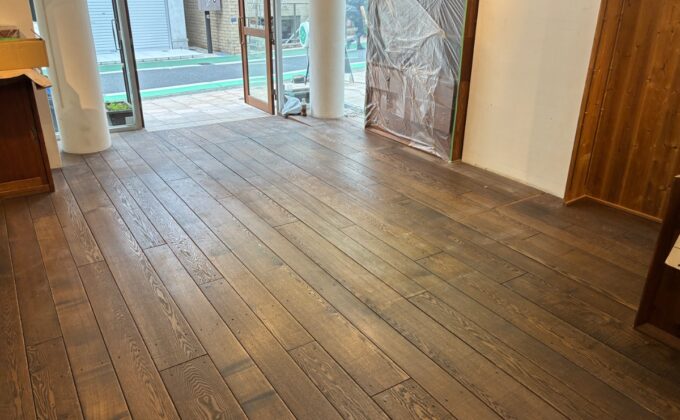 【施工前】東京都港区 店舗 R様邸 フロアサンディング施工事例 施工前の状態
