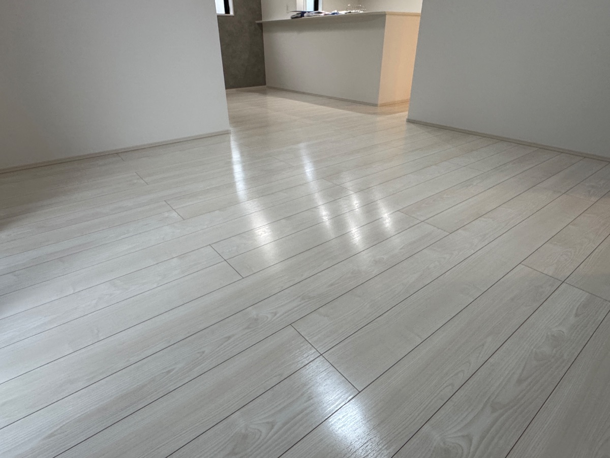 【施工後】入間市フロアコーティングの施工後|埼玉県入間市のご新築戸建てにシリコンフロアコーティングを施工した仕上り