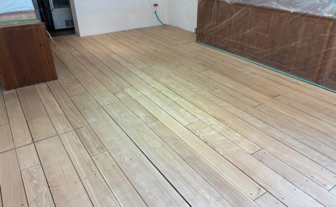 【施工後】東京都渋谷区 店舗 Ａ様邸 フロアサンディング施工事例 フロアコートプロ フロアサンディング施工済み