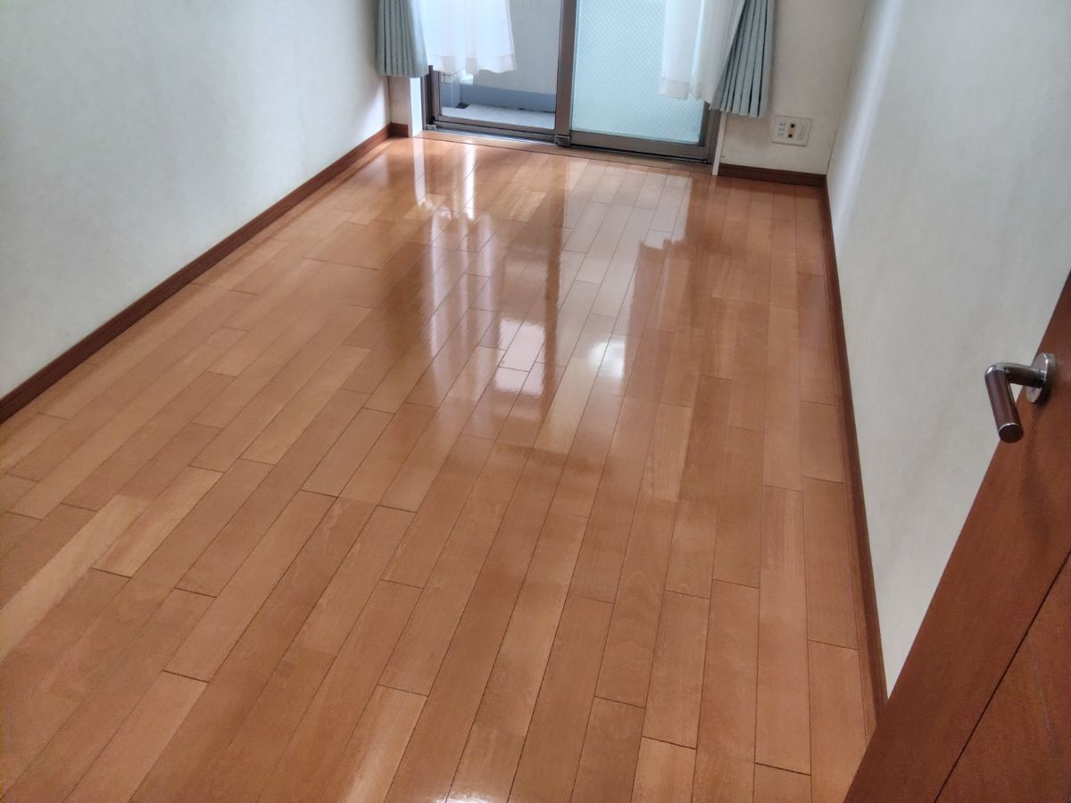 【施工後】浦安市フロアコーティングの施工後|千葉県浦安市のご入居中マンションにシリコンフロアコーティングを施工した仕上り
