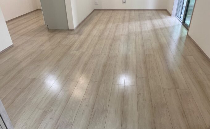 【施工後】埼玉県さいたま市 ご新築戸建て Ｔ様邸 ガラスフロアコーティング施工事例 フロアコートプロ ガラスフロアコーティング施工済み