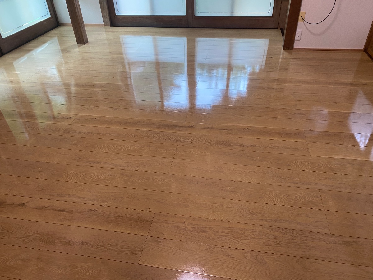 【施工後】八千代フロアコーティングの施工後|千葉県八千代市のご入居中戸建てにシリコンフロアコーティングを施工した仕上り