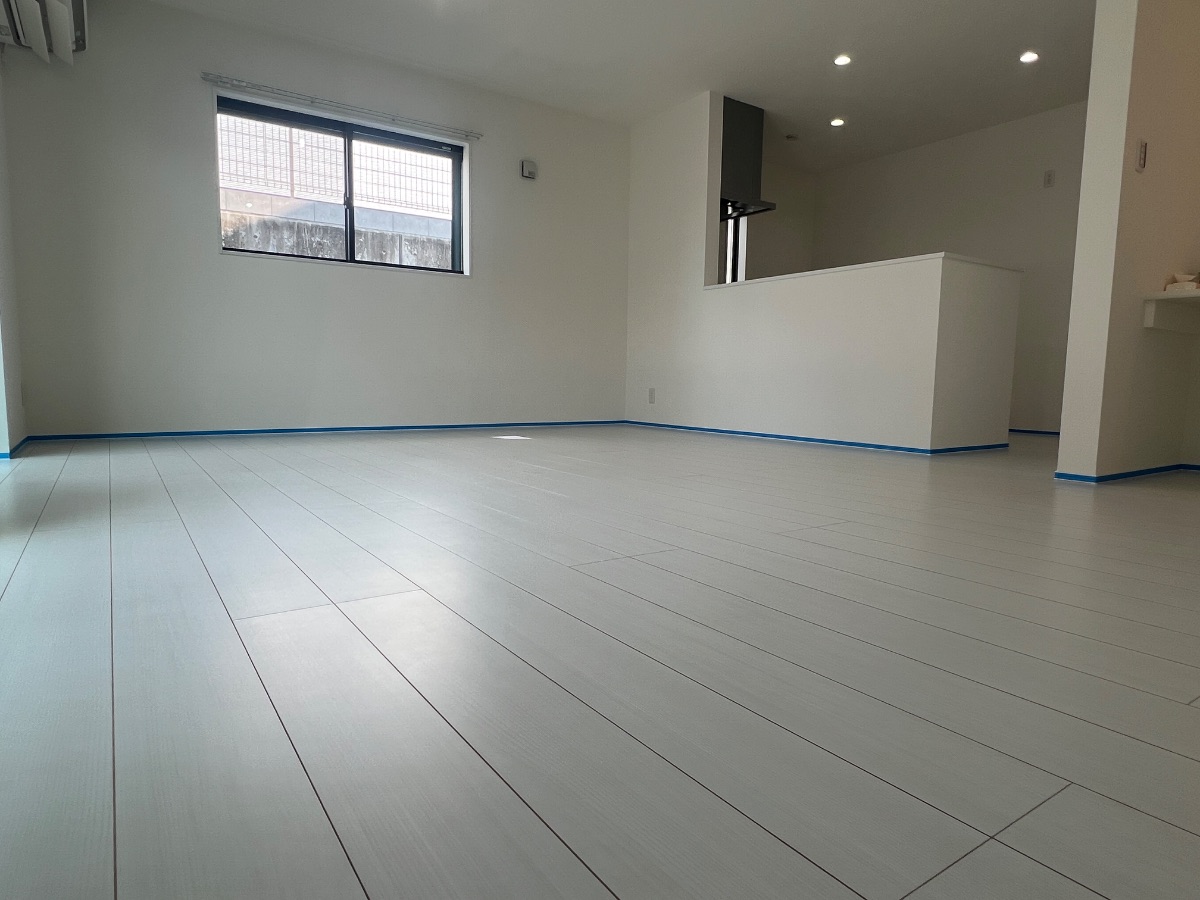 【施工前】町田市フロアコーティングの施工前|東京都町田市のご新築戸建てのフローリング(ガラスフロアコーティング施工前)