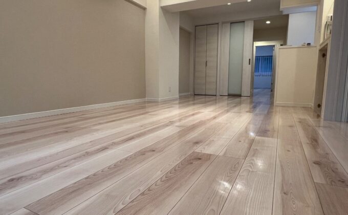 【施工後】神奈川県横浜市 床新規張替済マンション Ｓ様邸 シリコンフロアコーティング施工事例 フロアコートプロ シリコンフロアコーティング施工済み