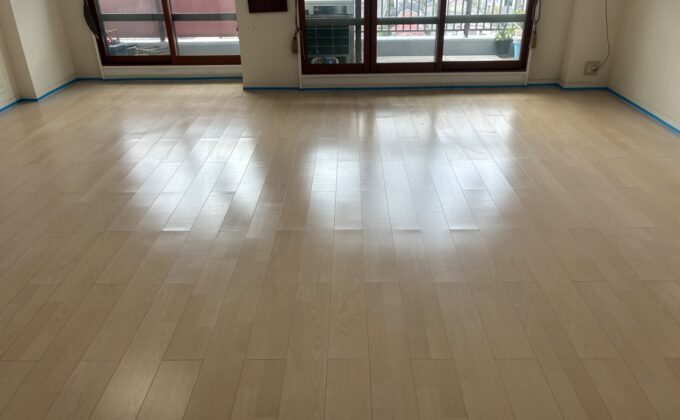 【施工前】佐倉市フロアコーティングの施工前｜千葉県佐倉市のご入居中マンションのフローリング（シリコンフロアコーティング施工前）