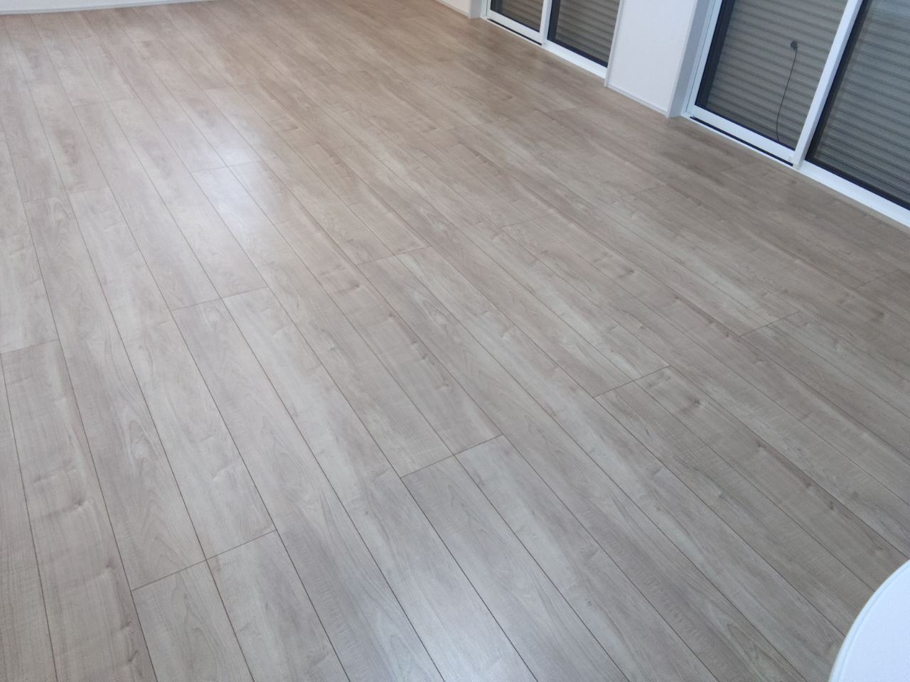 【施工前】宇都宮フロアコーティングの施工前｜栃木県宇都宮市のご新築戸建てのフローリング（シリコンフロアコーティング施工前）
