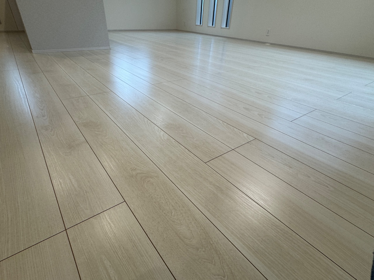 【施工後】新座市フロアコーティングの施工後|埼玉県新座市のご新築戸建てにセラミックガラスフロアコーティングを施工した仕上り