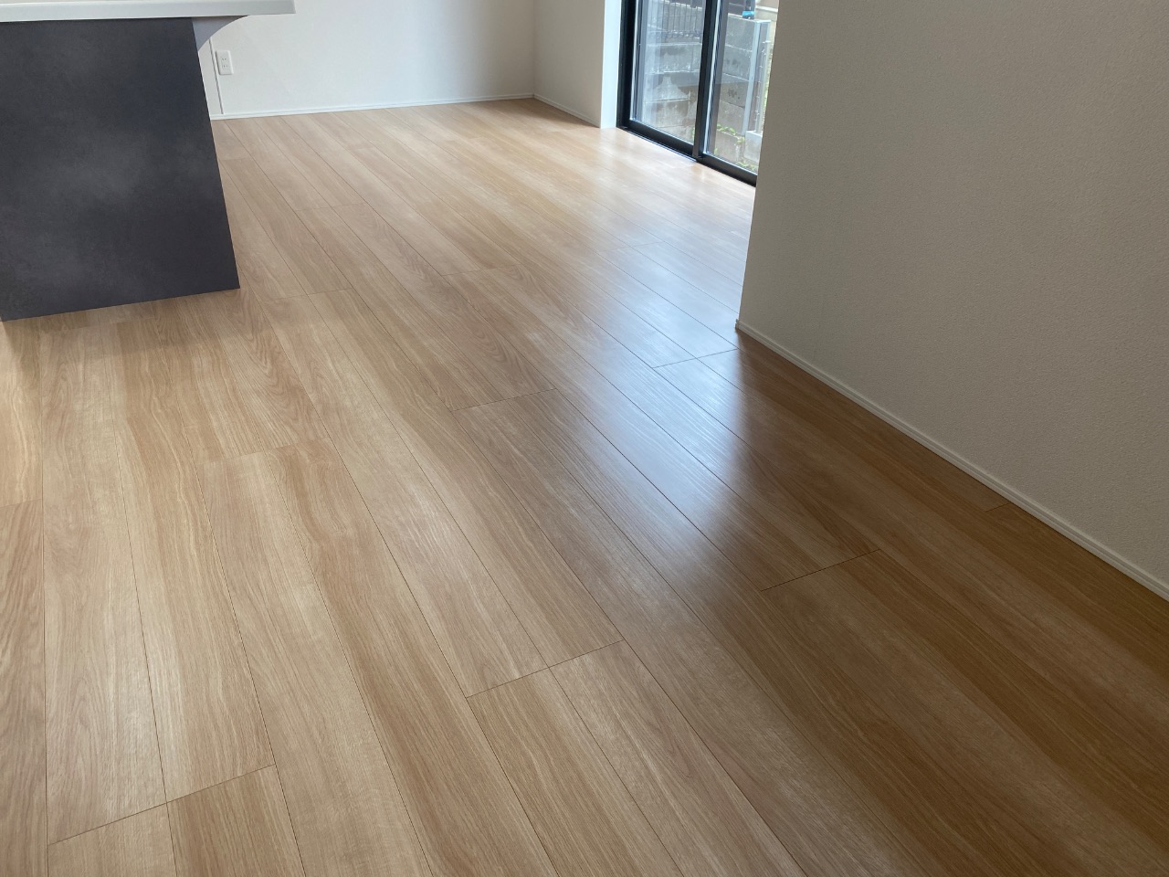 【施工後】小平市フロアコーティングの施工後｜東京都小平市のご新築戸建てにガラスフロアコーティングを施工した仕上り