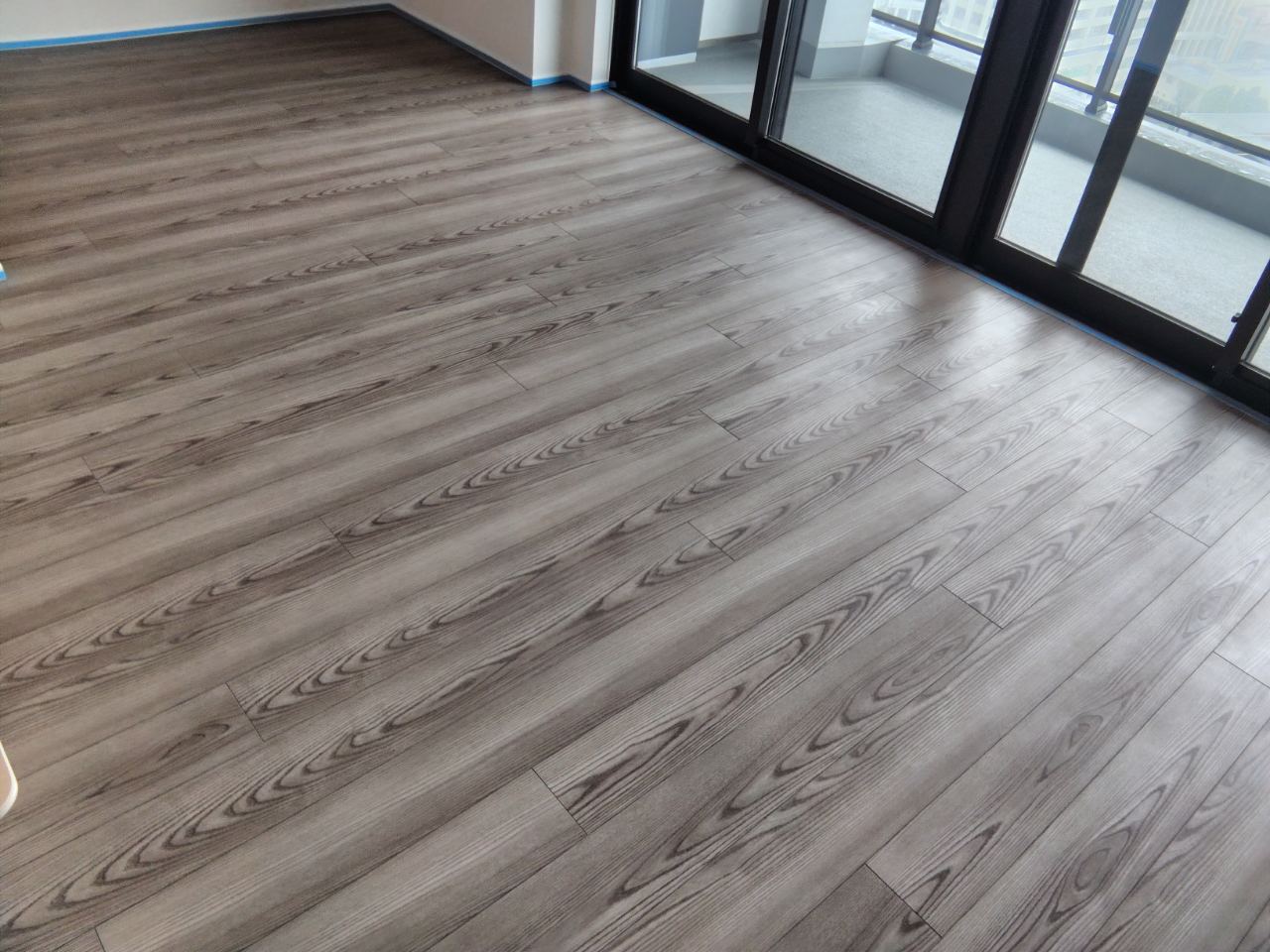 【施工前】相模原フロアコーティングの施工前｜神奈川県相模原市のご新築マンションのフローリング（セラミックガラスフロアコーティング施工前）