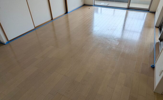 【施工前】横浜市フロアコーティングの施工前｜神奈川県横浜市南区の中古マンションのフローリング（フロアコーティング施工前）