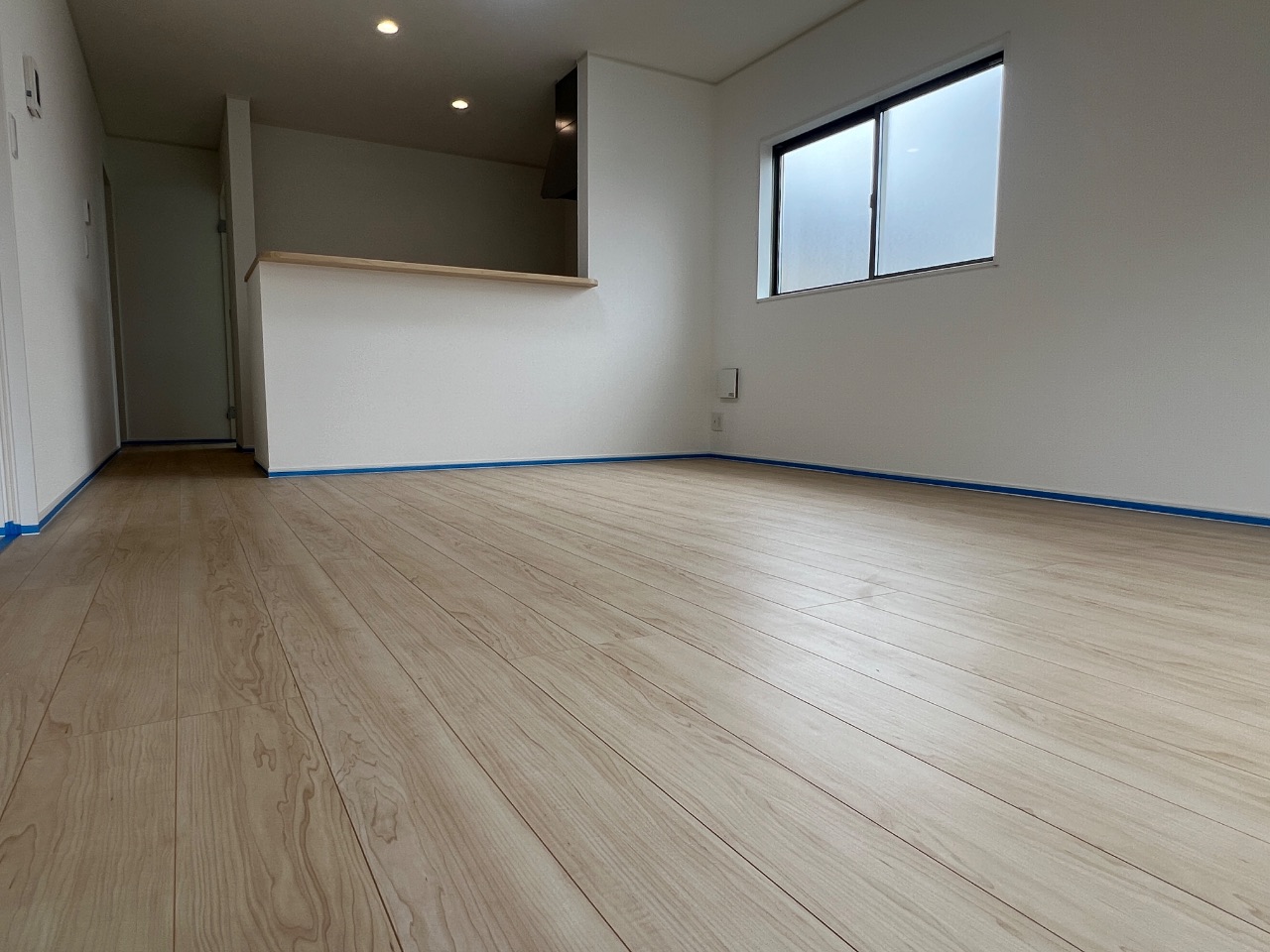 【施工前】壬生町フロアコーティングの施工前|栃木県壬生町のご新築戸建てのシートフローリング(シリコンフロアコーティング施工前)