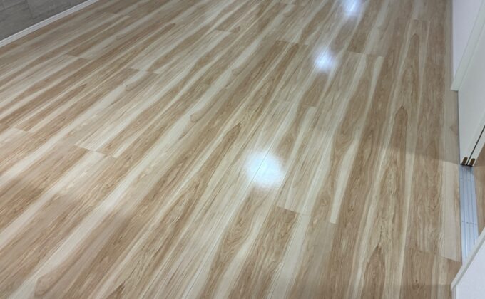 【施工後】シリコンフロアコーティングの施工後｜栃木県さくら市のご新築戸建てにフロアコーティングを施工した仕上り