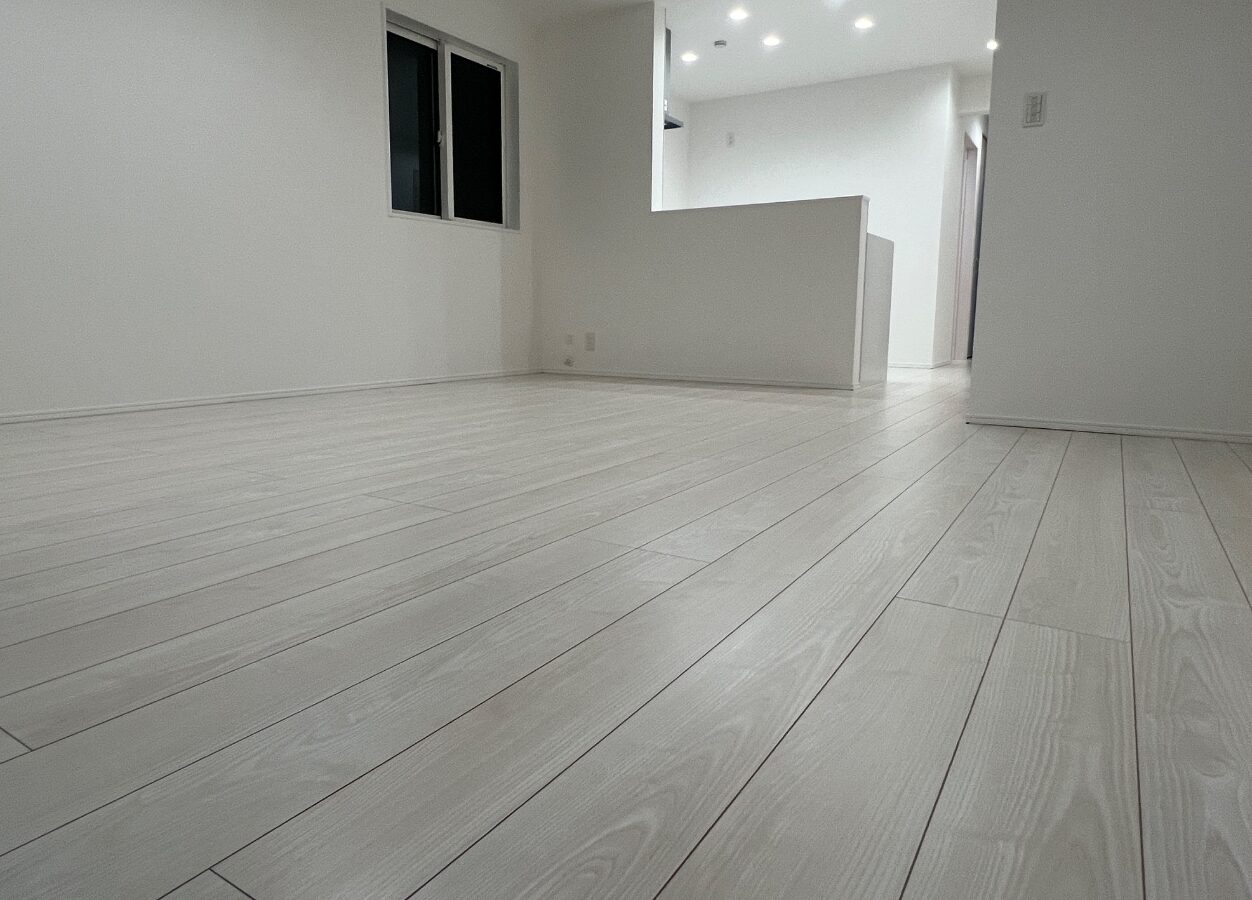 【施工後】ガラスフロアコーティングの施工後|神奈川県横浜市鶴見区のご新築戸建てにガラスフロアコーティングを施工した仕上り