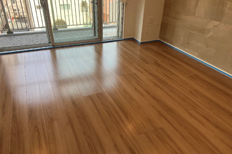 ガラスフロアコーティング施工写真