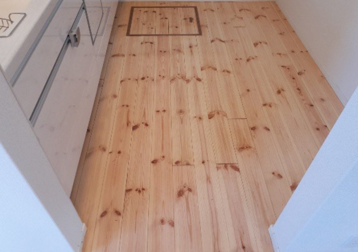 無垢フローリング研磨再生施工後